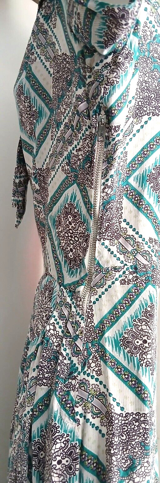 Unique & Flattering 40s handmade Rayon dress with cute tie around neck.Must See!