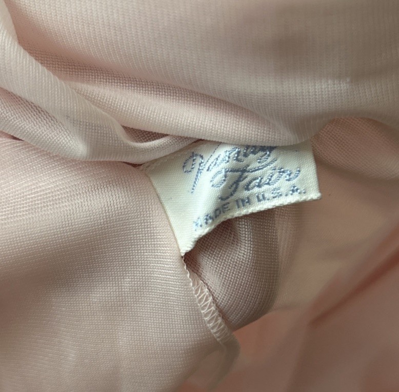 Vtg Vanity Fair Nylon Pink Peignoir Robe Chiffon Lace Puffy Sleeves Sz 34