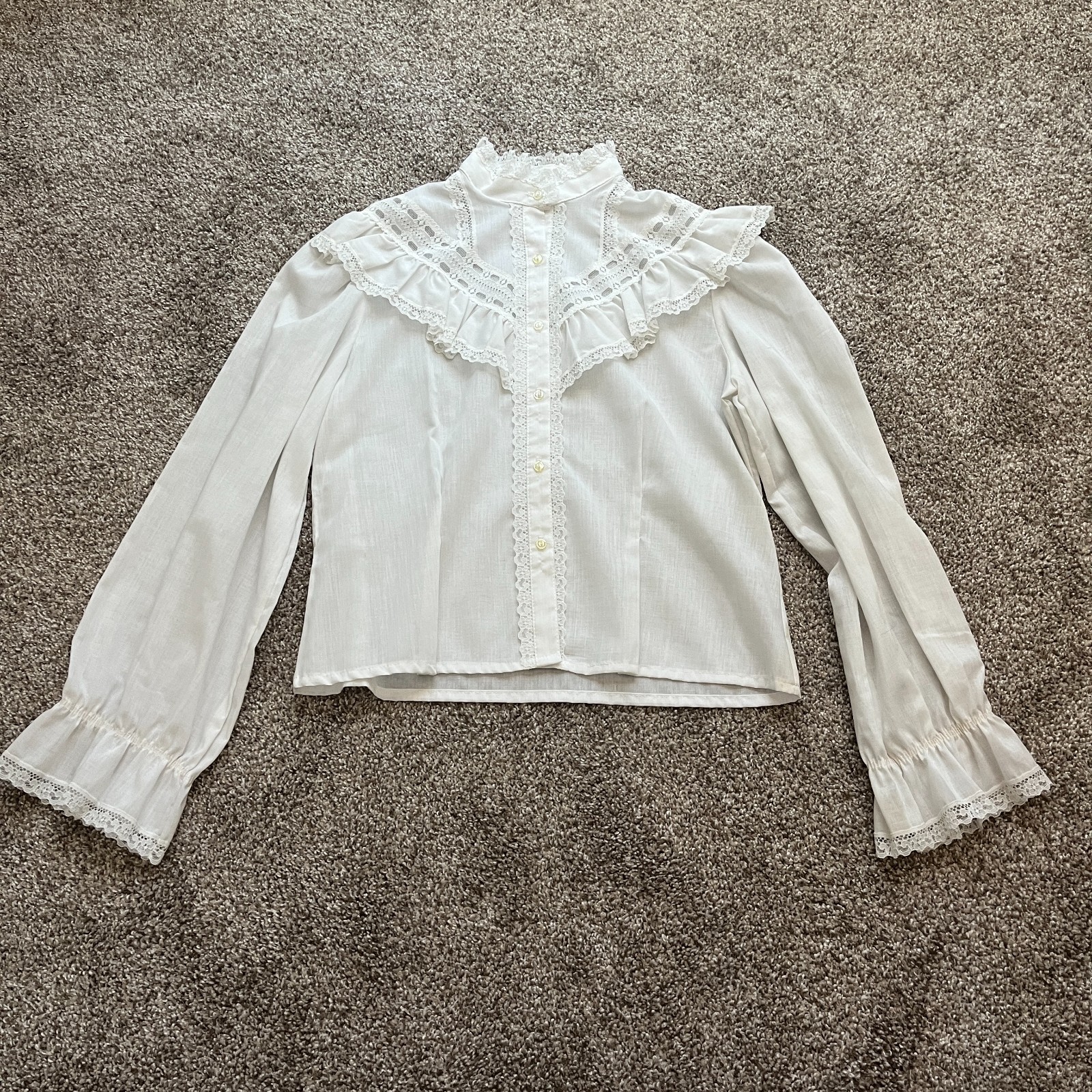 Vintage Blouse White High Neck Victorian Collar Button Up Size Medium