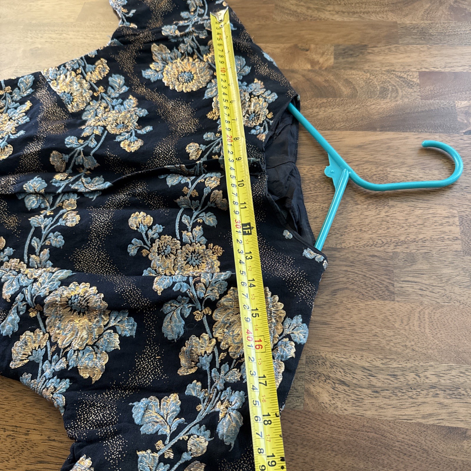 Vtg 1960s Linda of California Dress S Metallic Brocade Floral Cocktail Wiggle