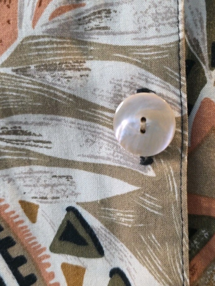 Vintage Peach & Tan Safari Print Tina Barrie Blouse – Size 16