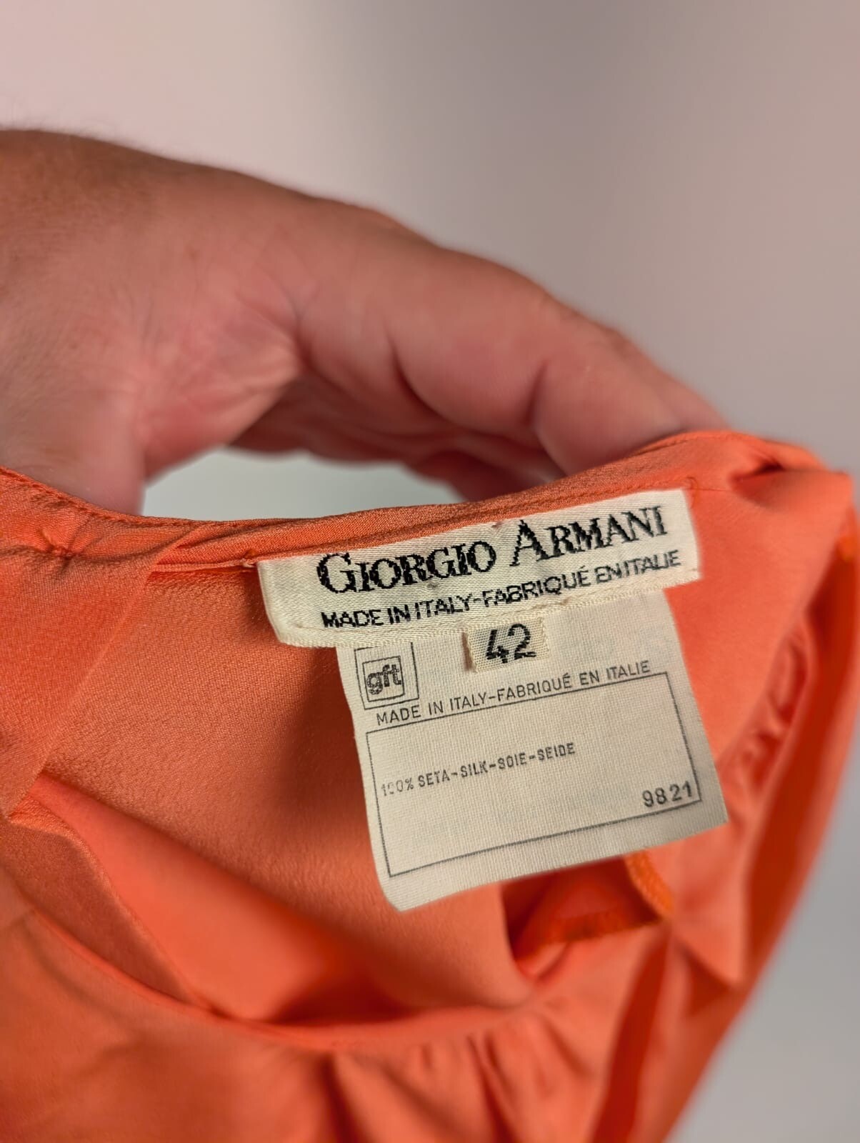 VINTAGE GEORGIO ARMANI SILK BLOUSE 