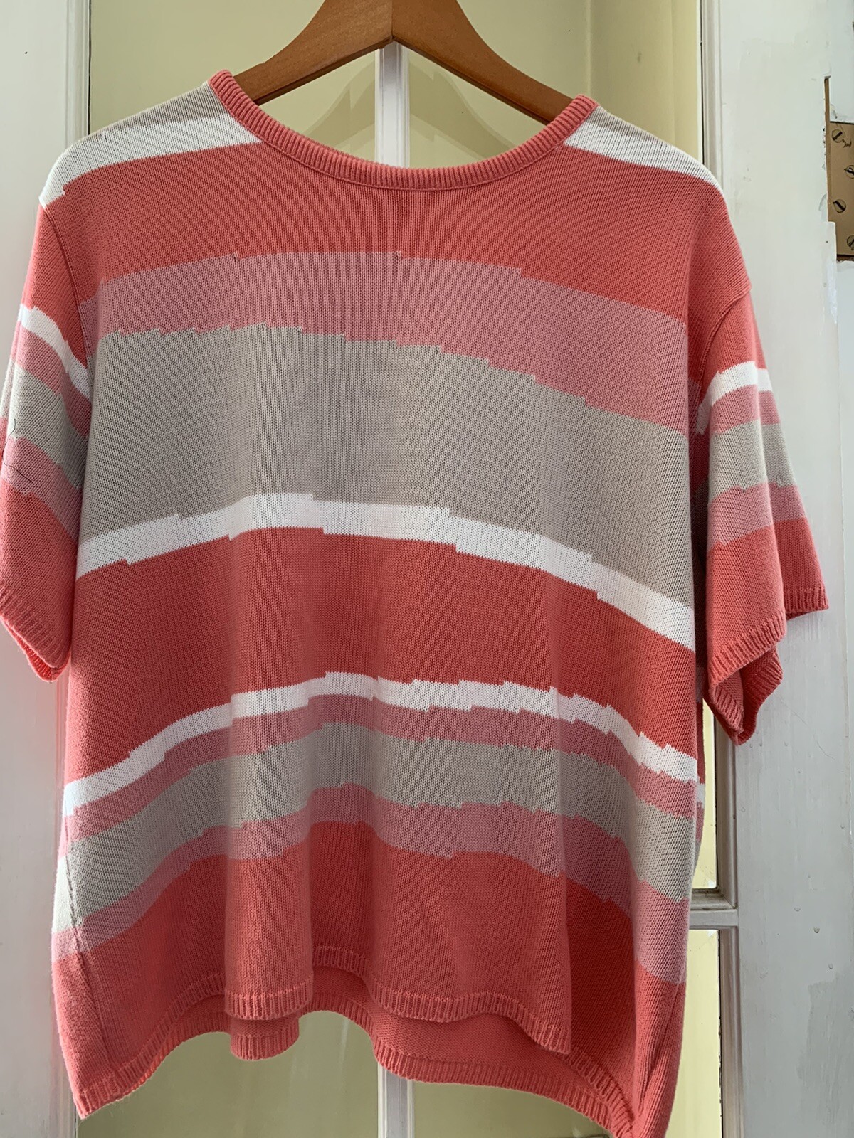 Vintage Company Collection 1X Womens Knit Assymetrical Stripes Melon Corals