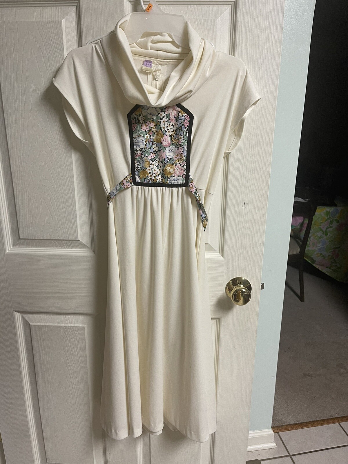 Vtg 70s Mod Hippie Pop Graphic Floral Print Cowl Neck Dress S/M Rare Size 8