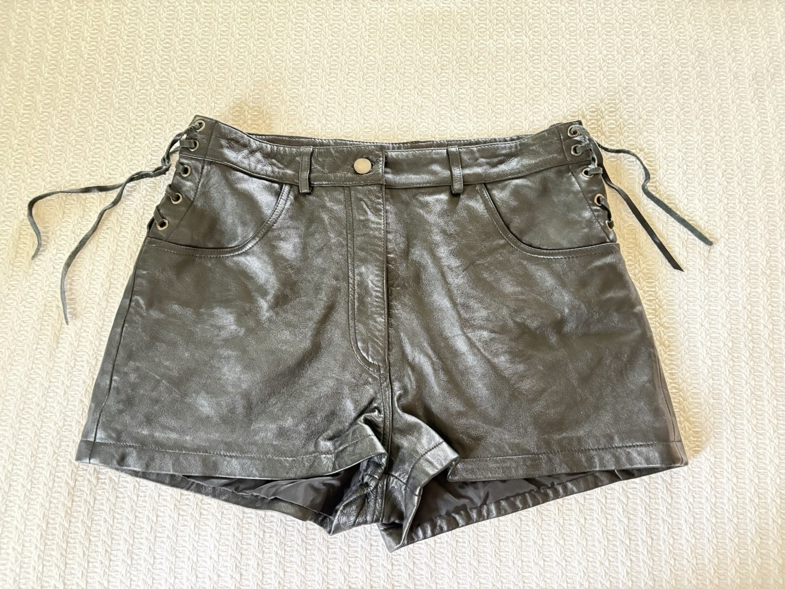 Vintage 80s Classic Black Leather Lace Up Shorts Goth Biker Rocker Metal Sz 10 M