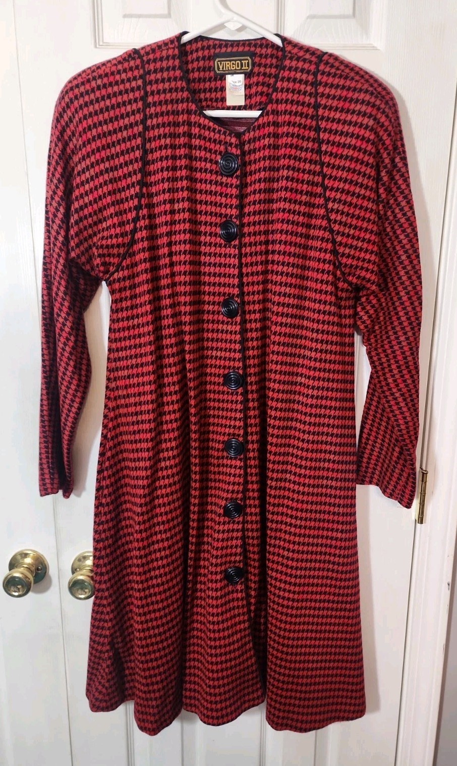Vintage Virgo II Red & Black Houndstooth Union Made Ladies Buttoned Duster Sz 10