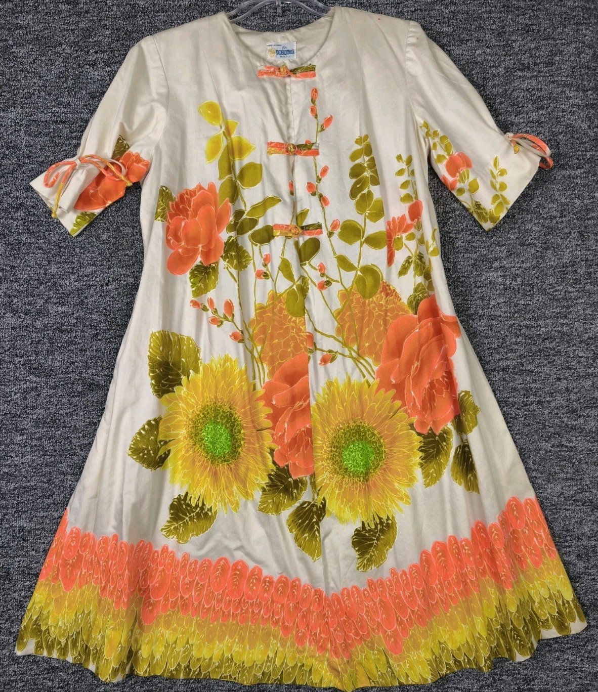 Vintage Andrade Honolulu Hawaii Floral Dress Mod Shift Frog Closures Made Hawaii