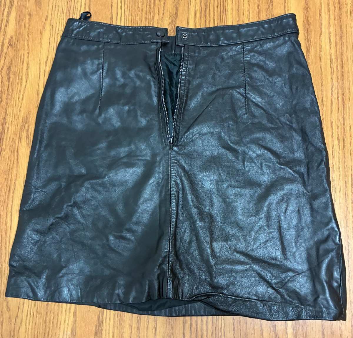 Vintage Berman’s Black Leather Skirt Women’s Pencil Skirt (100% Leather)