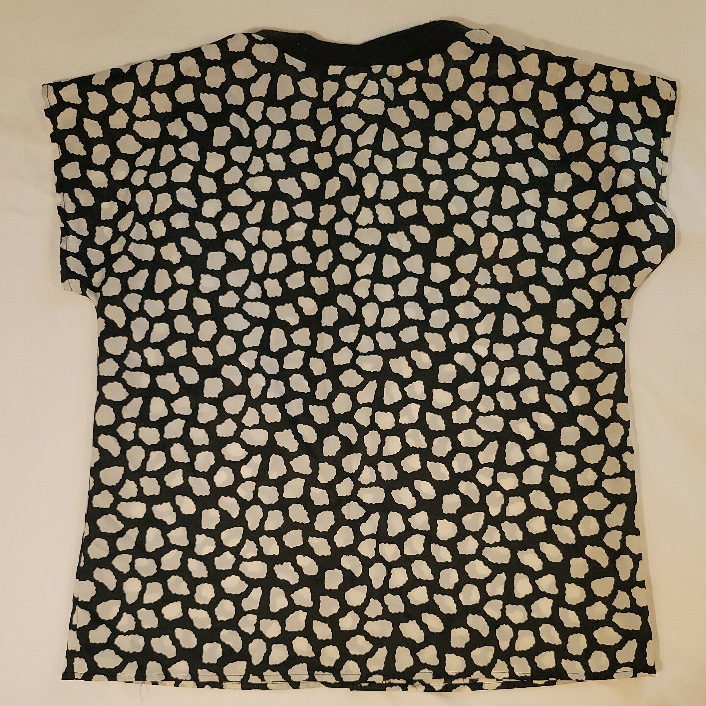 Vintage Ship N Shore White & Black Sleeveless Button Front Blouse (B4)