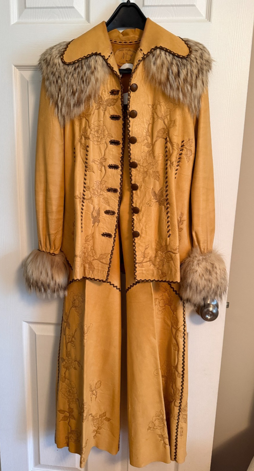 Rare 70s North Beach Kenn Fung Women’s Lambskin Embossed Fur Jacket & Pant Suit