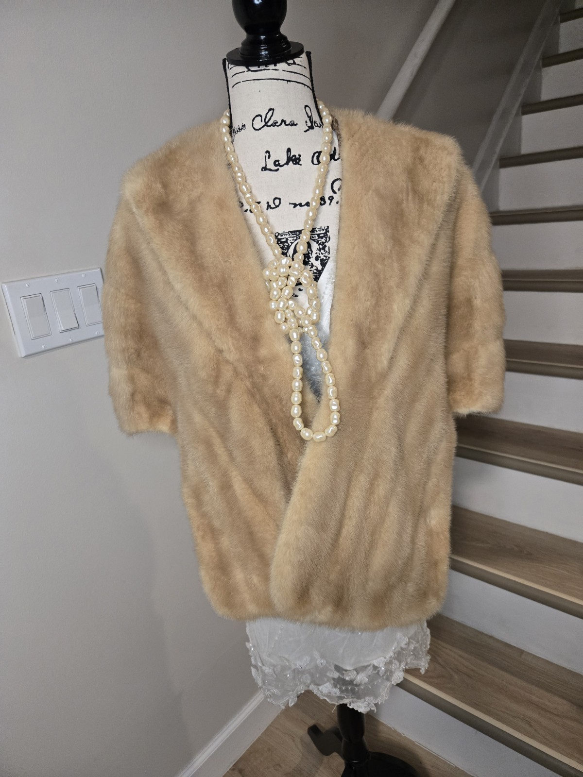 Luxury Vintage Fur Natural Blond Mink Stole Wrap Cape Bolero Formal Bridal Fur