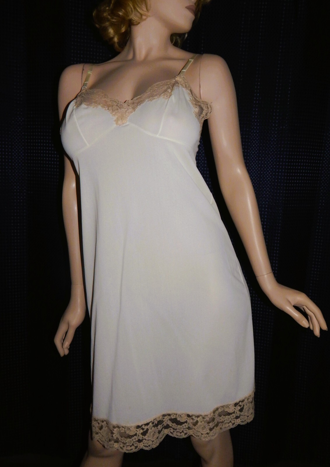Vintage Van Raalte Nylon Chiffon Full Slip Nightgown Ivory Size 36