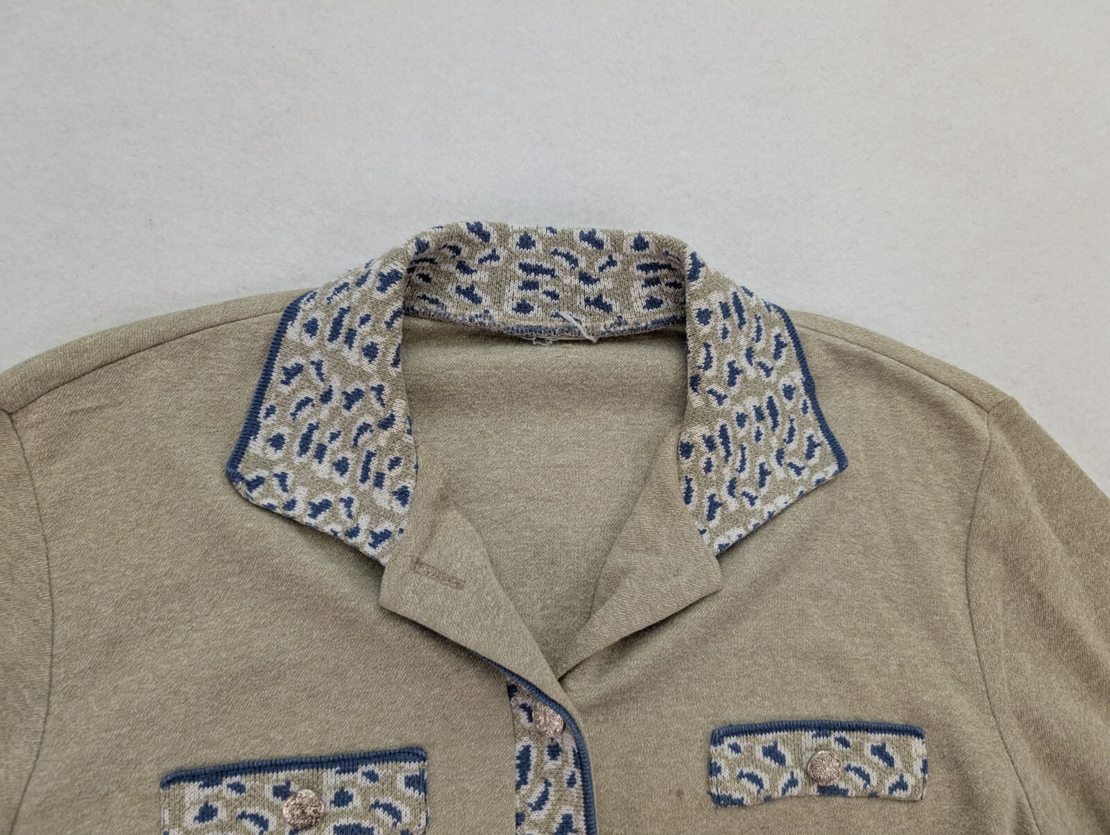 Vintage Women’s Top Beige Short Sleeve Size M/L Collared Polo Stretch Knit