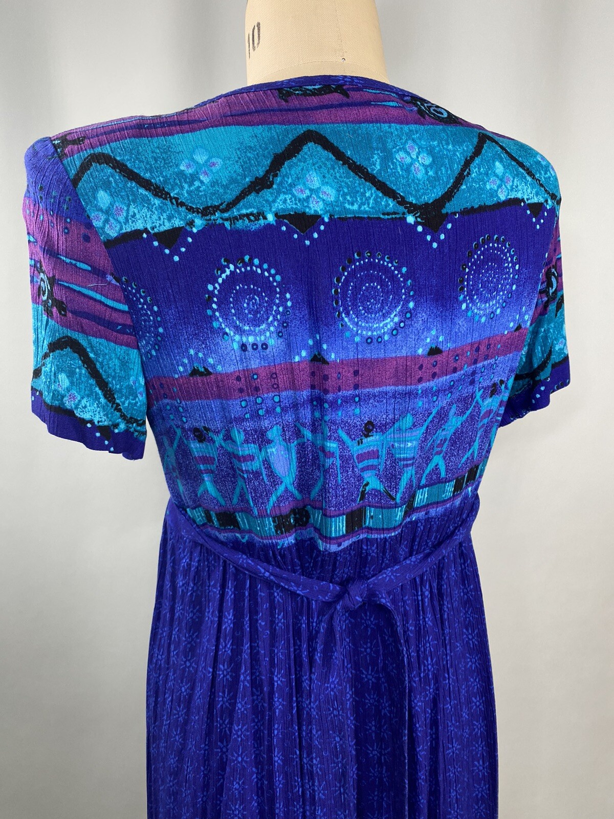 Vintage Dress SIZE 8 Rayon Teacher Mom shift blue 80s 90s shoulder pads shift