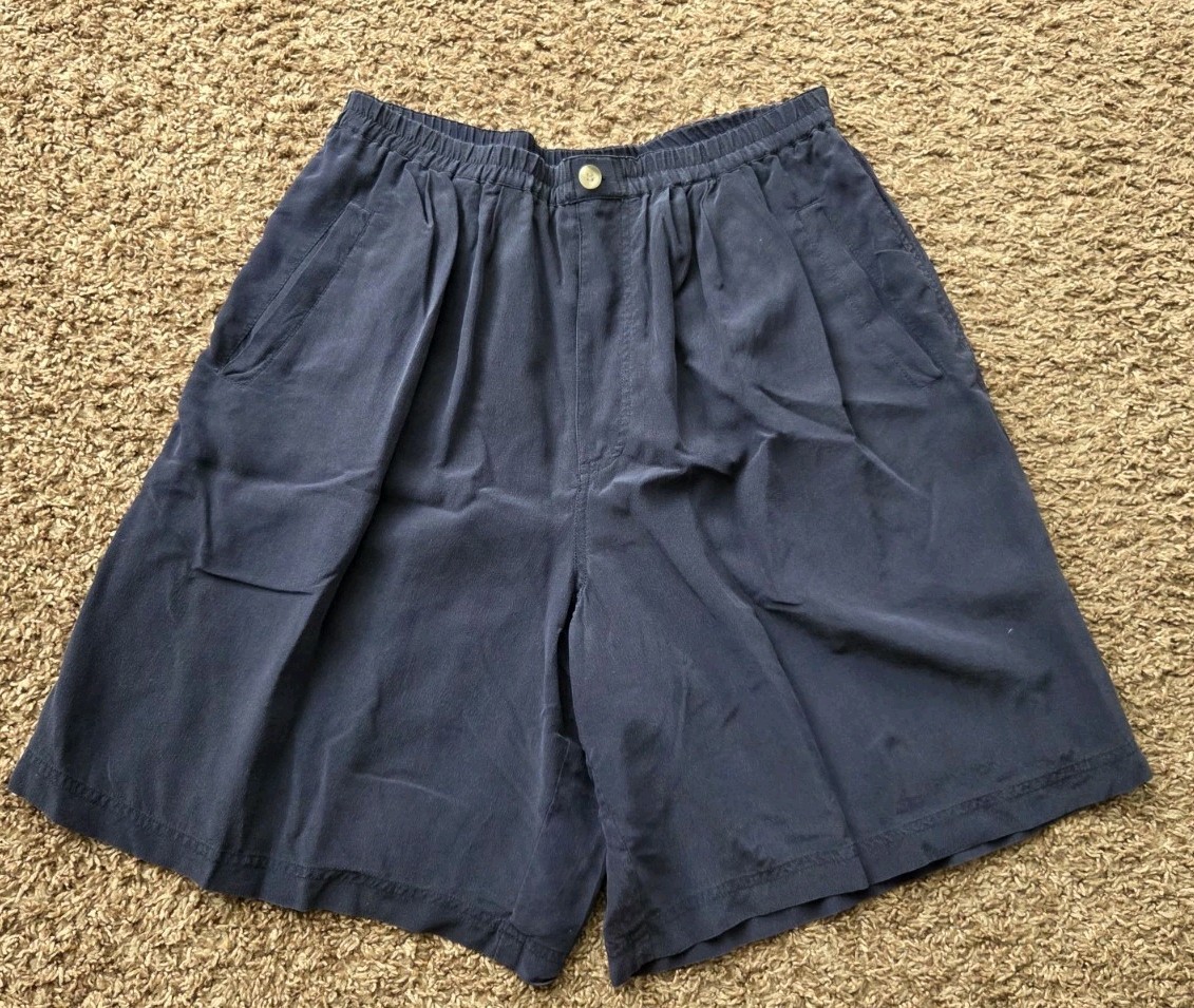 August Vintage Silk Shorts Small Black