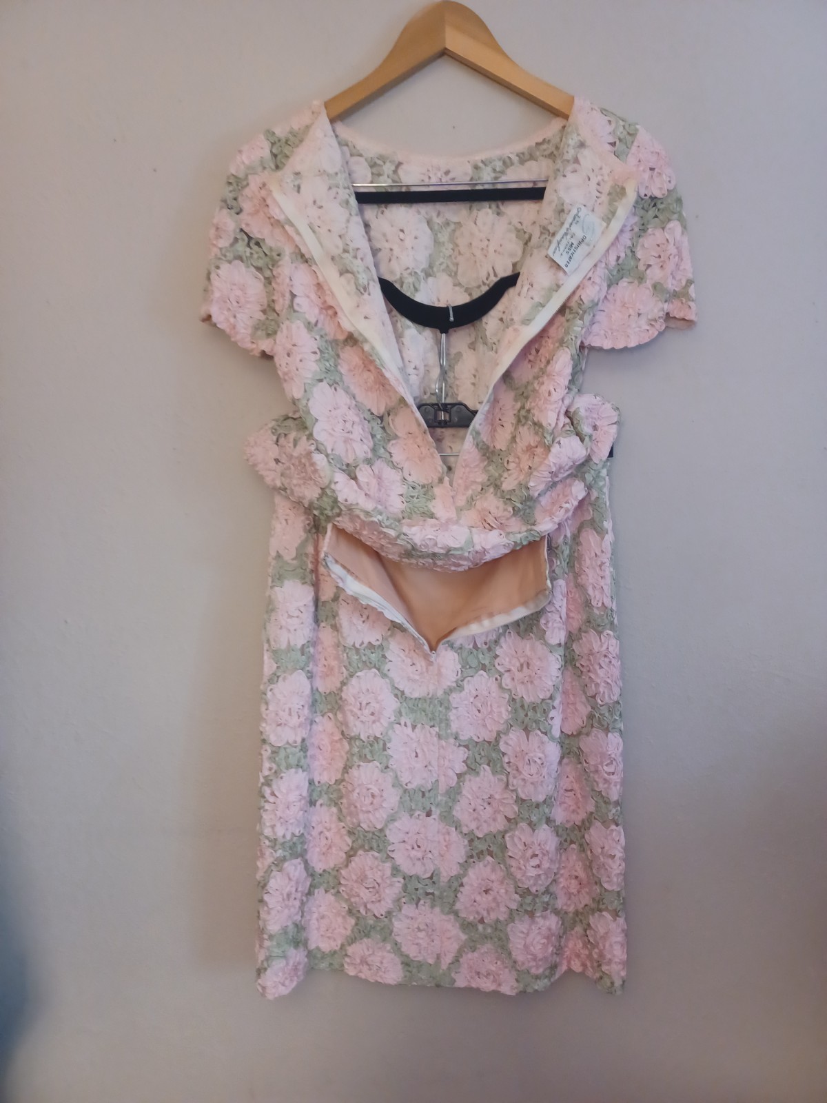 SALE! ​RARE Vintage 50s Frances Henaghan Matching Floral 3D Ribbon Skirt/Top Set