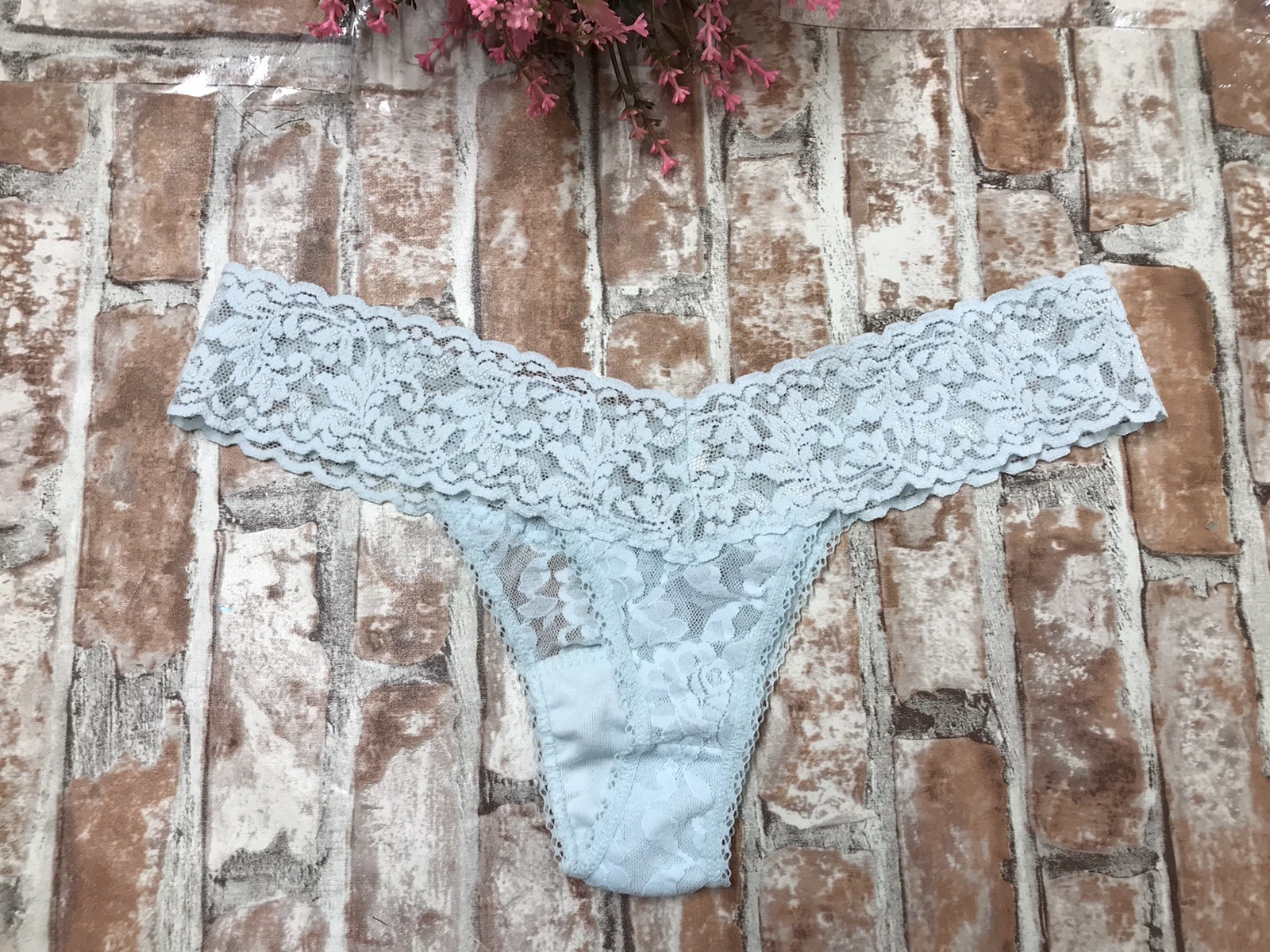 Hanky Panky Celeste Sky Blue Signature „I DO” Lace Low Rise Thong sz Med