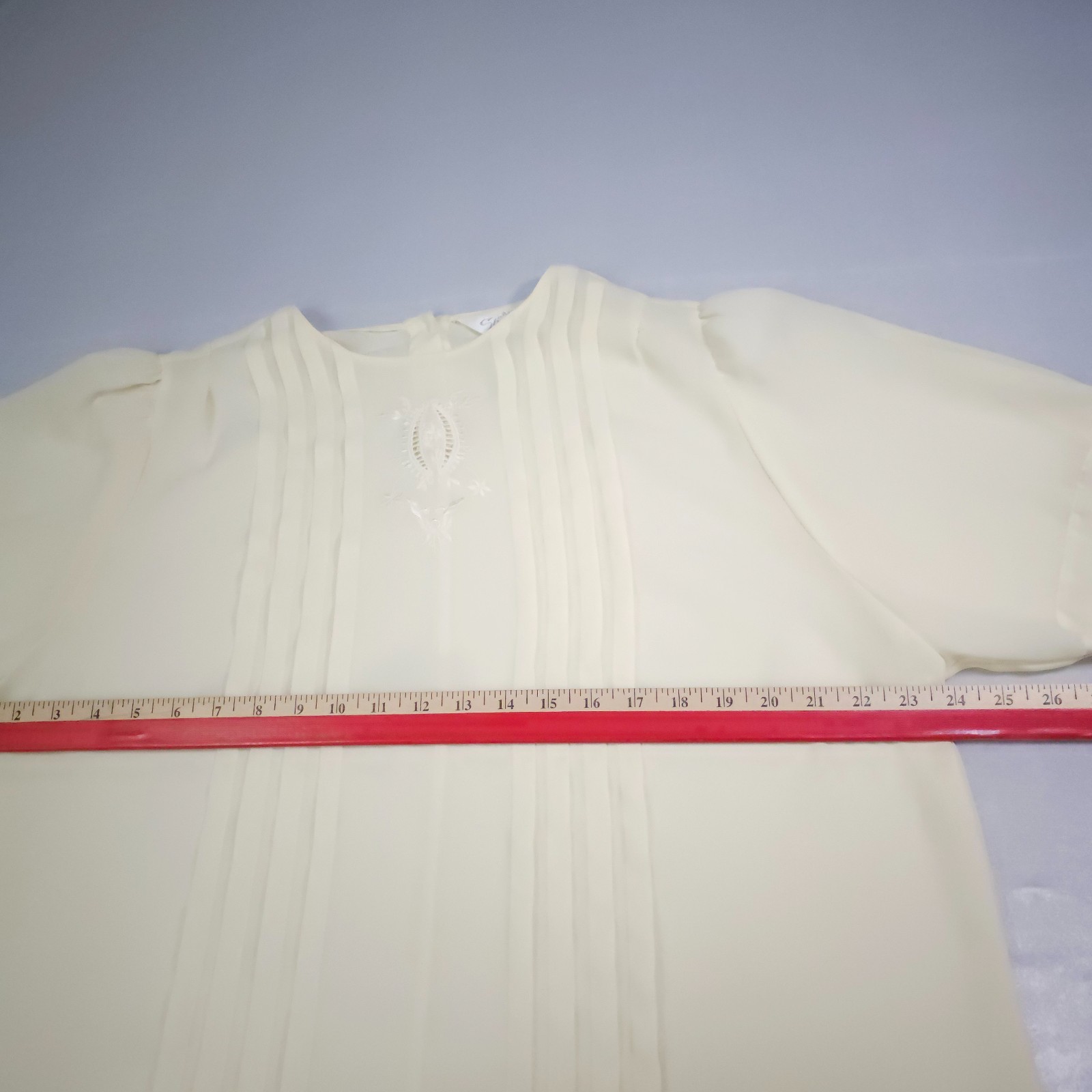 VTG 70s Off White Blouse Philippines Embroidered Poetcore Cottagecore XL 24 PTP
