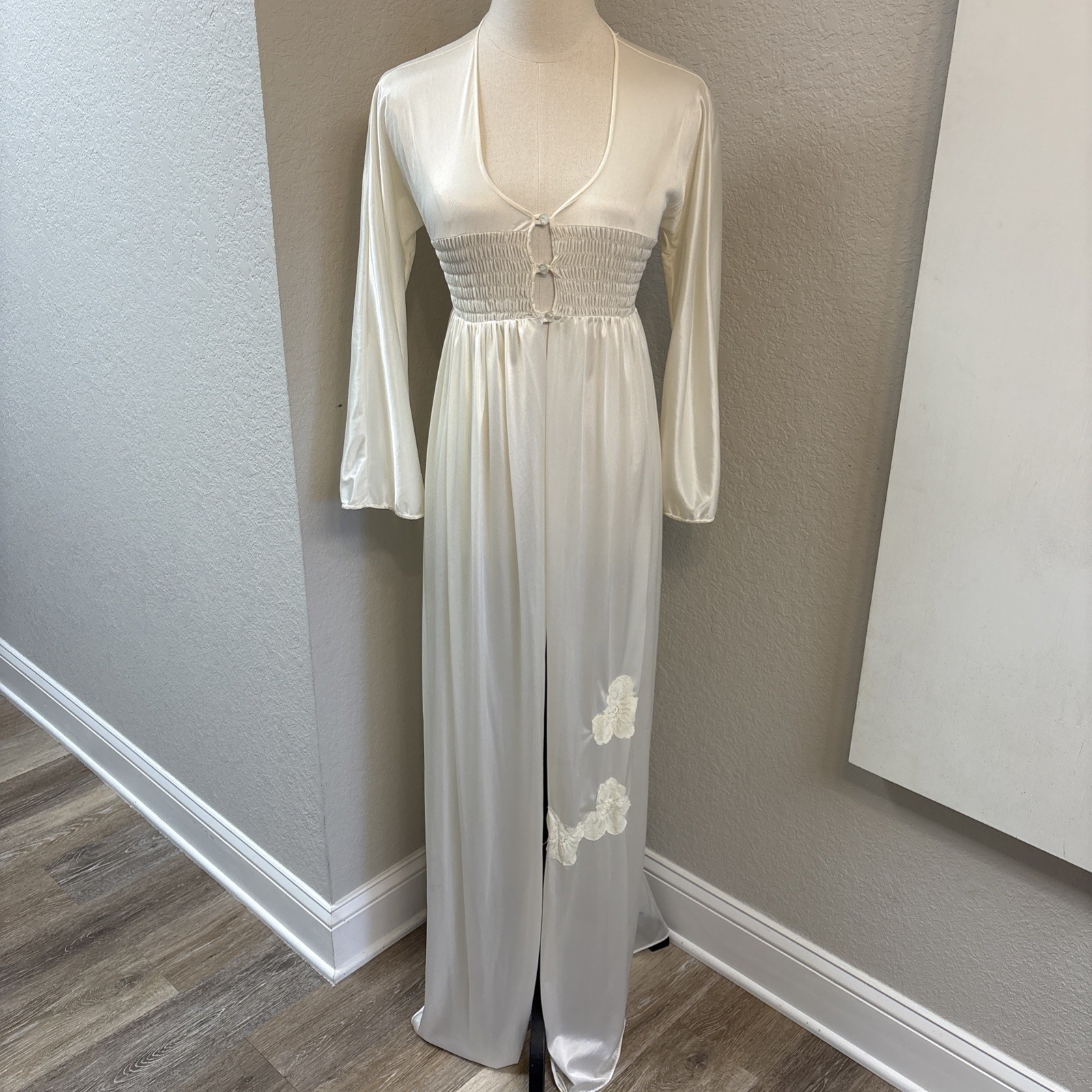 1960s Bridal Nightgown Peignoir Ivory Lace Smocked Sz Small Mistee Nylon USA