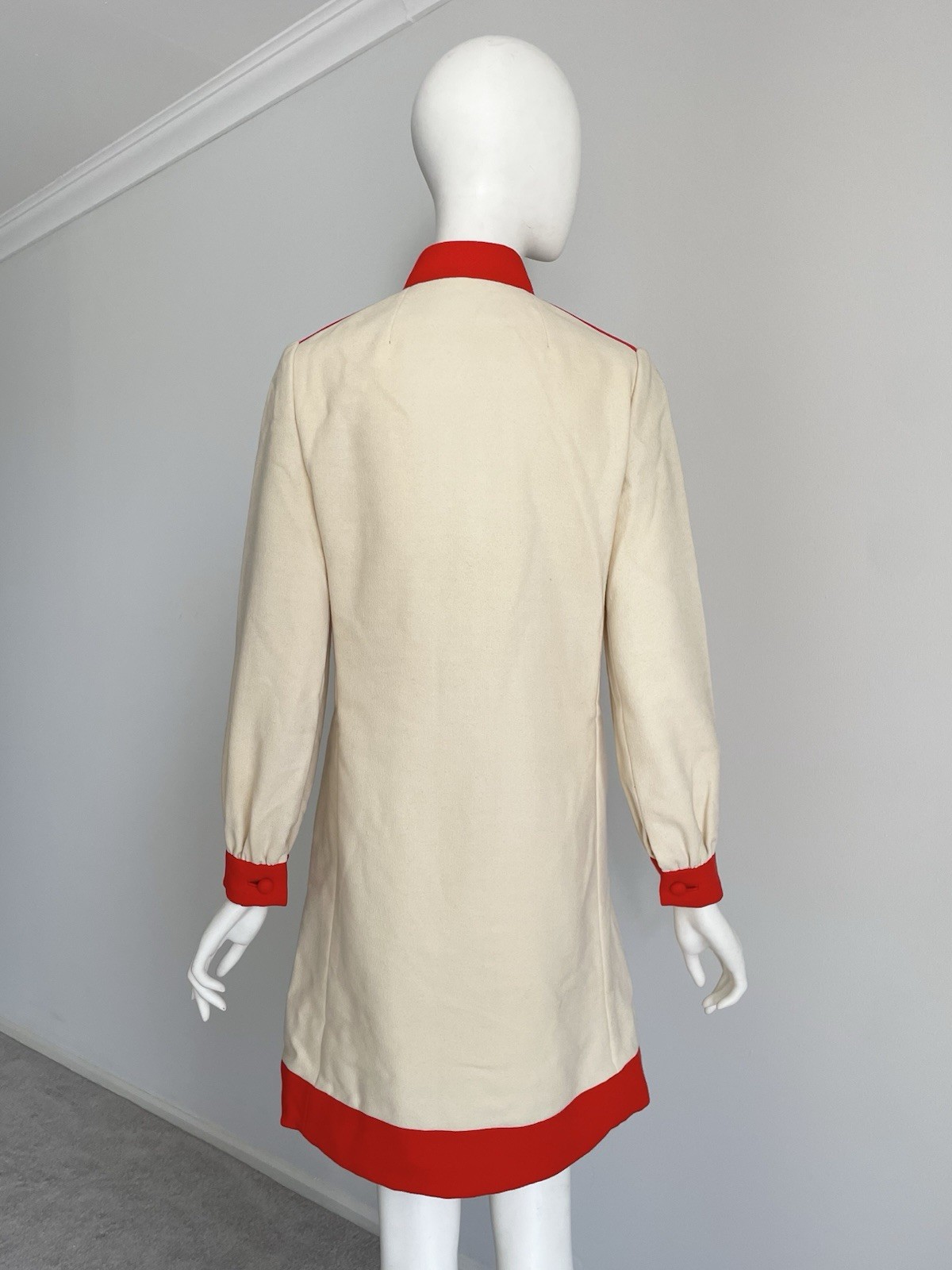 Geoffrey Beene Vintage 1960s Cream Bright Orange High Neck Dress Size Small