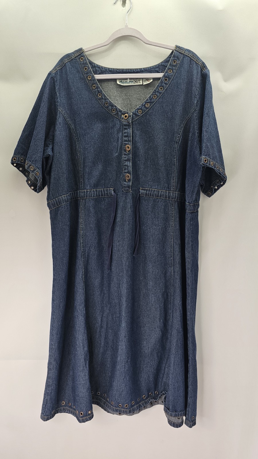 Pre-Owned Vintage Denim 24/7 Woman Size 24W Blue Denim Dress