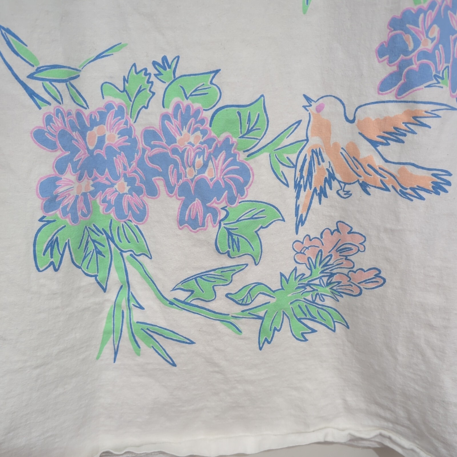 Vintage Floral Art Tee T Shirt Large Bird Pastel White Big Print Sloppy Joes