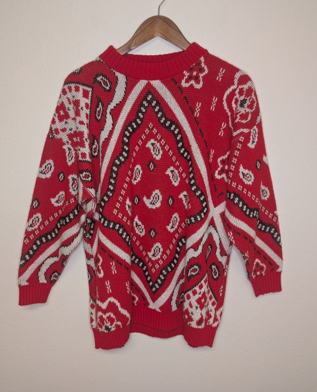Traffic Jam Vintage Bandana Western Sweater Size M/L Red Black White