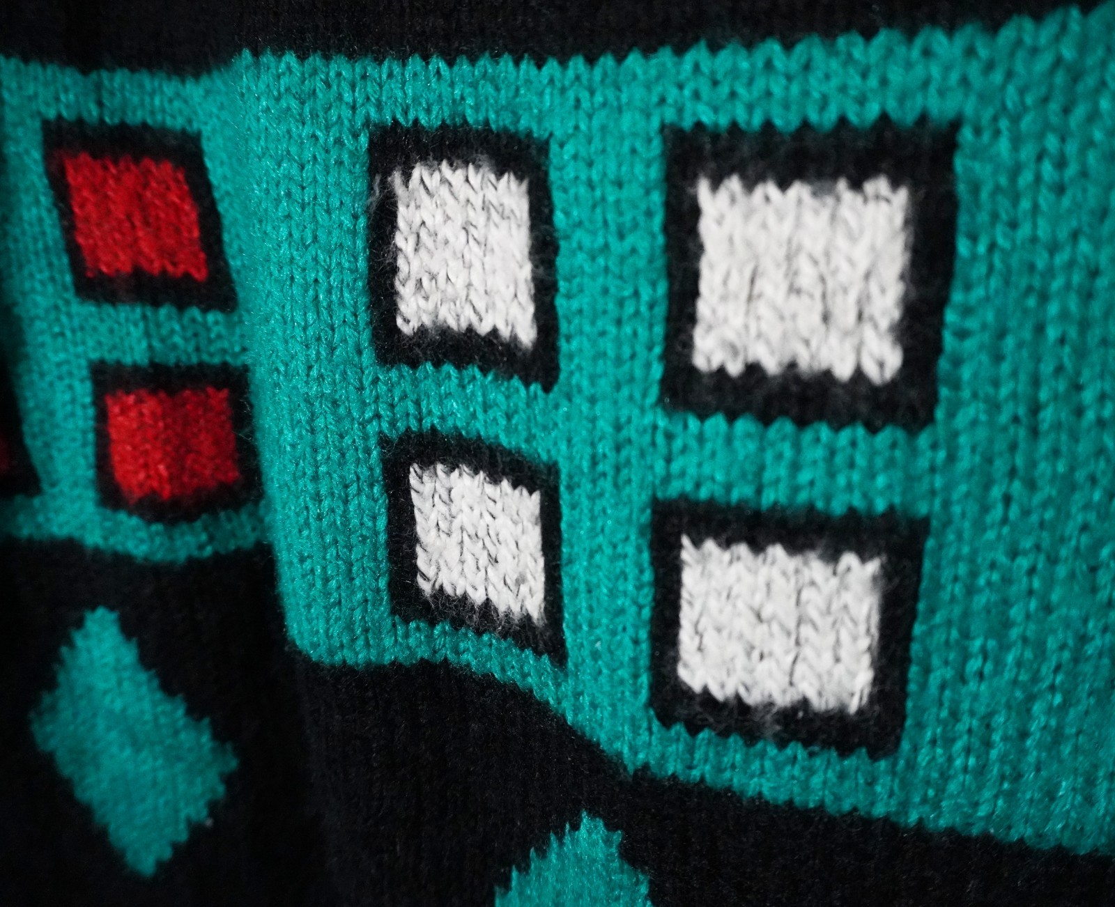 Vintage 80s 90s Abstract Green Geometric Knit Sweater 16th Street Womens Small