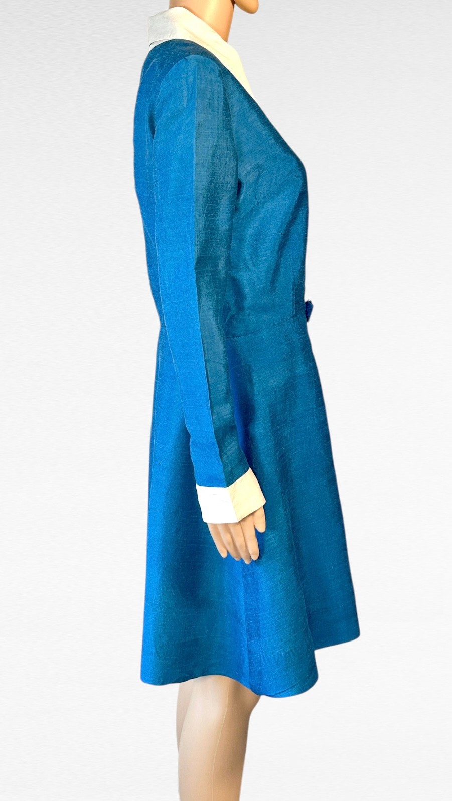 Luxury 1960s Thai Silk Dress Bangkok Hand Tailored Couture Blue White Size M