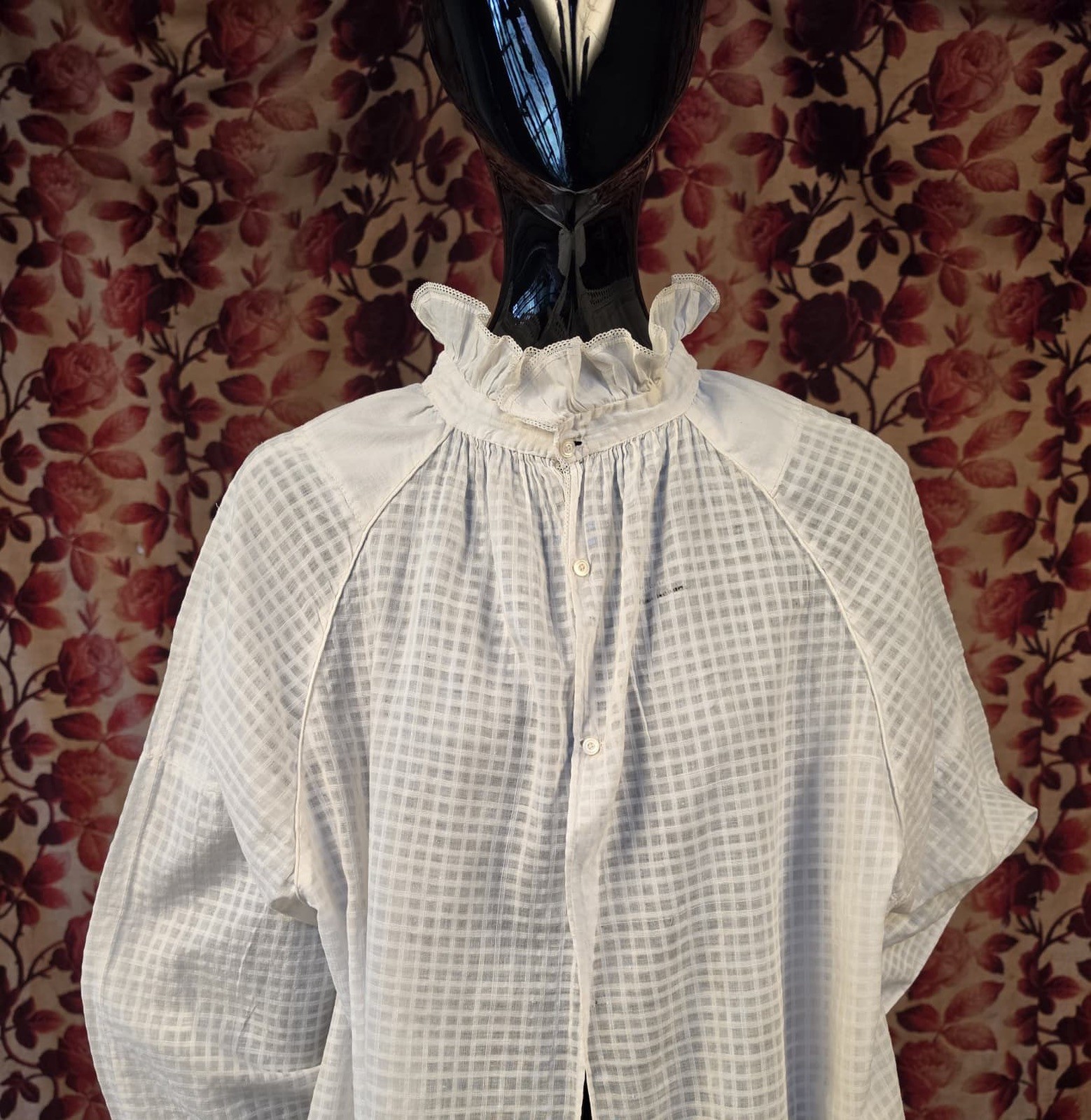HAND SEWN 1830’S WHITE WINDOWPANE WEAVE COTTON SAC JACKET TOP W SIGNATURE