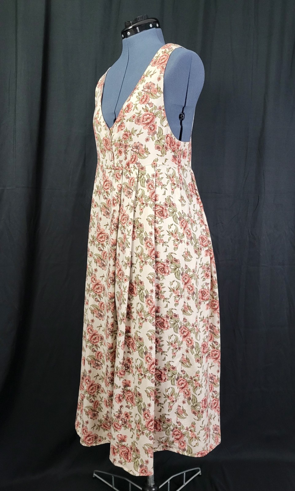 Vintage Ulterior Motives Lt Tan Jumper w Pink & Green Florals Size Medium