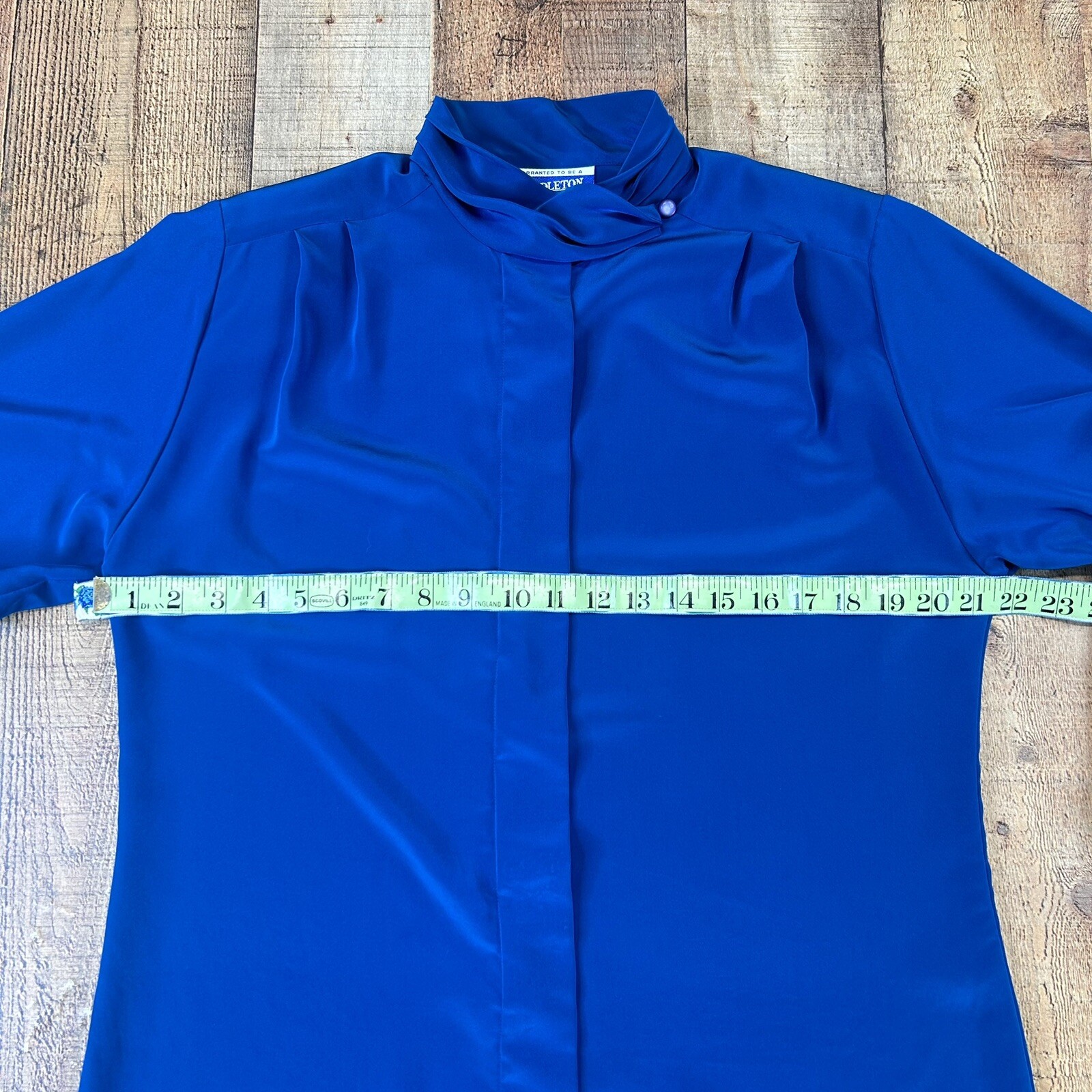VTG Pendleton Women’s Polyester Button Down Blue Blouse Shoulder Pads Size 10