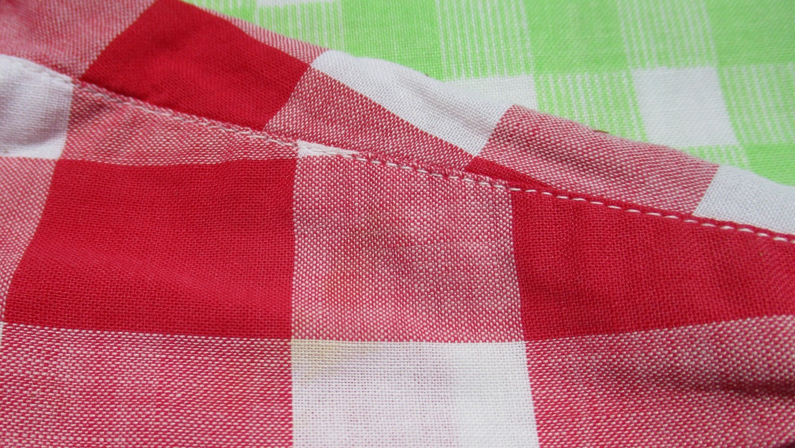 Vintage 50s Levi’s Short Horn Red White Checker Open Collar Western Loop Shirt