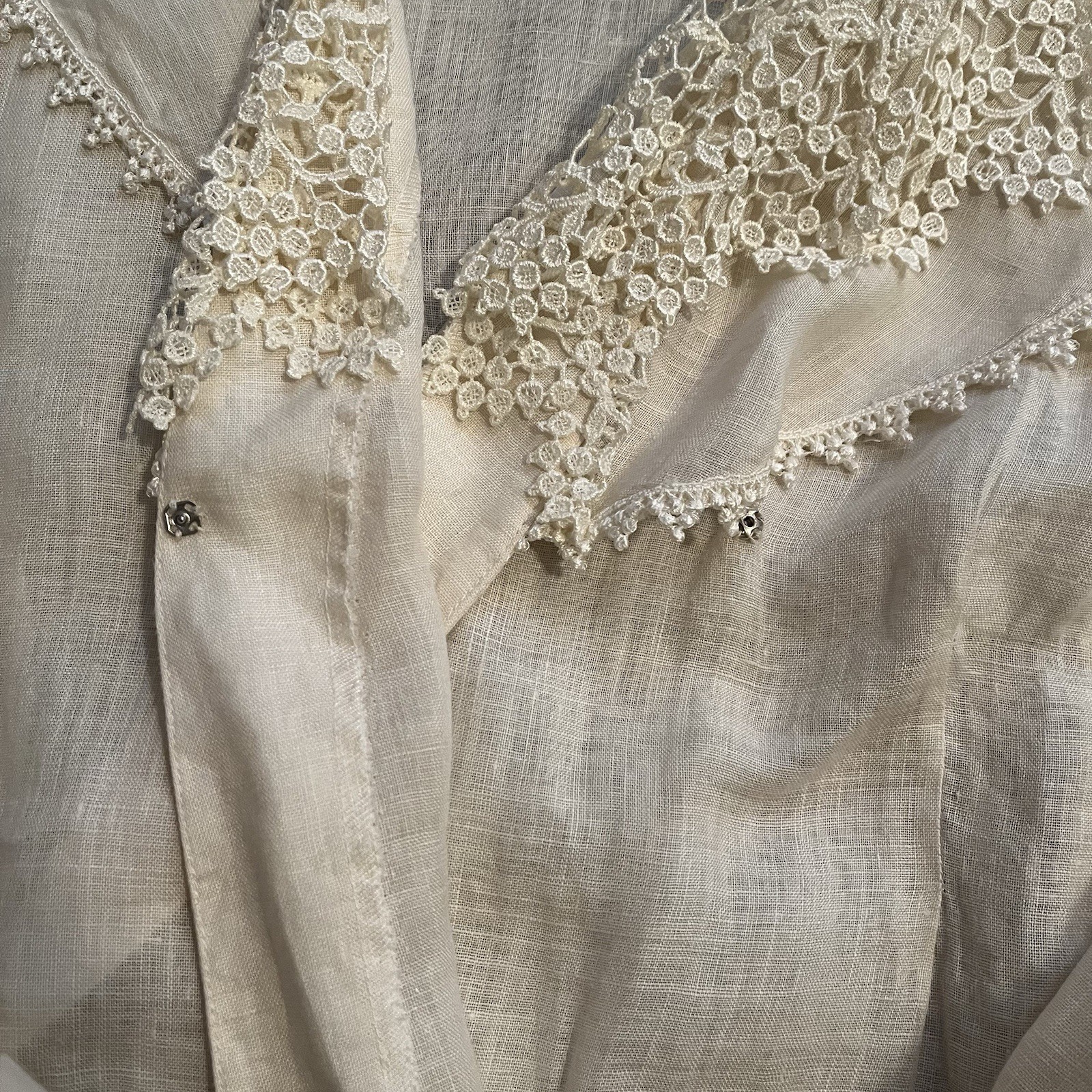 VTG Cloak of Many Colors Women’s 10 Linen Midi Skirt Set Ivory Crochet Victorian