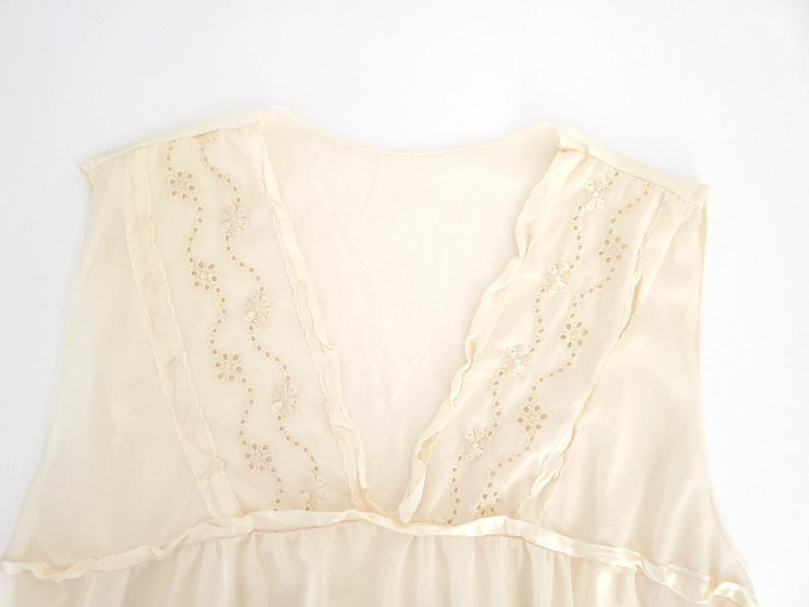 Vintage 1970s Paramount Lingerie Gown Semi Sheer Beige Gown Sleepwear VGUC
