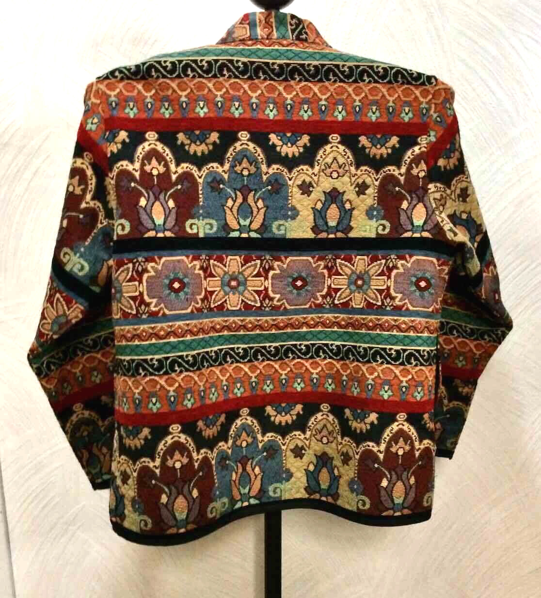 Tapestry Jacket Flashback Burgundy Green Black Womens Size L Unlined