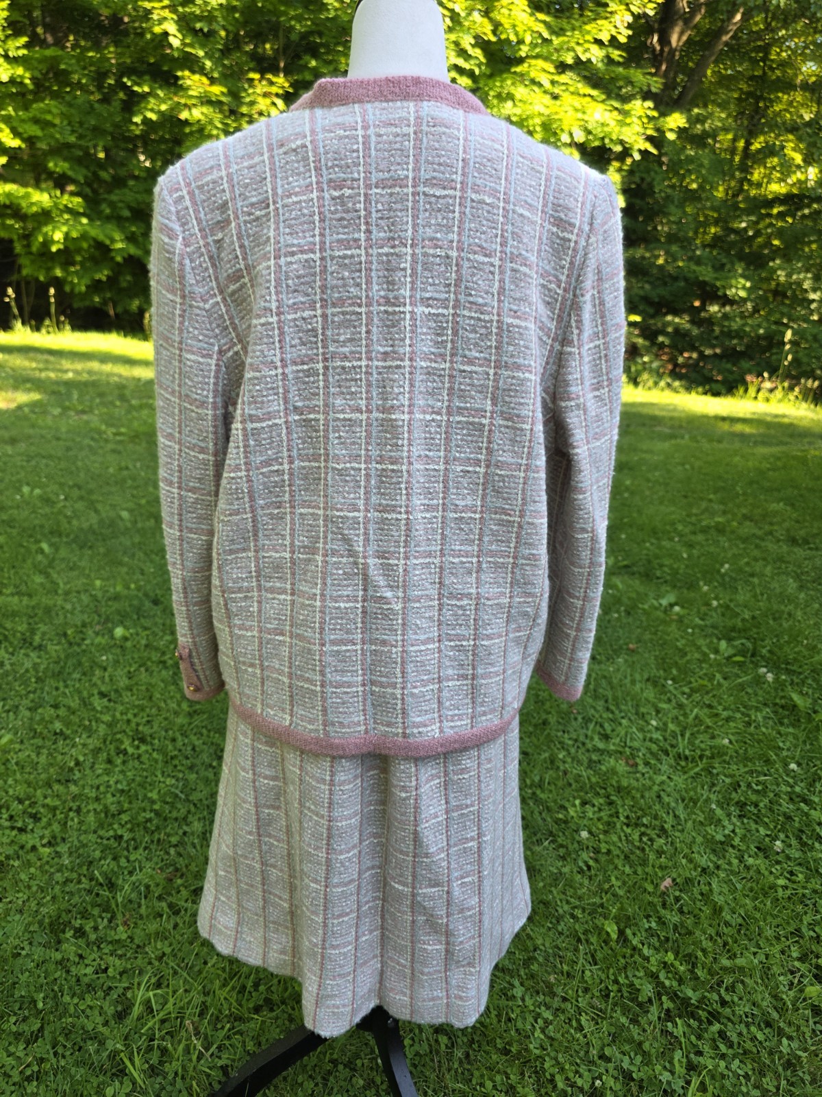 Vtg Castleberry Knits Skirt Suit Set Boucle Tweed Pink Cream Plaid Plus Mohair