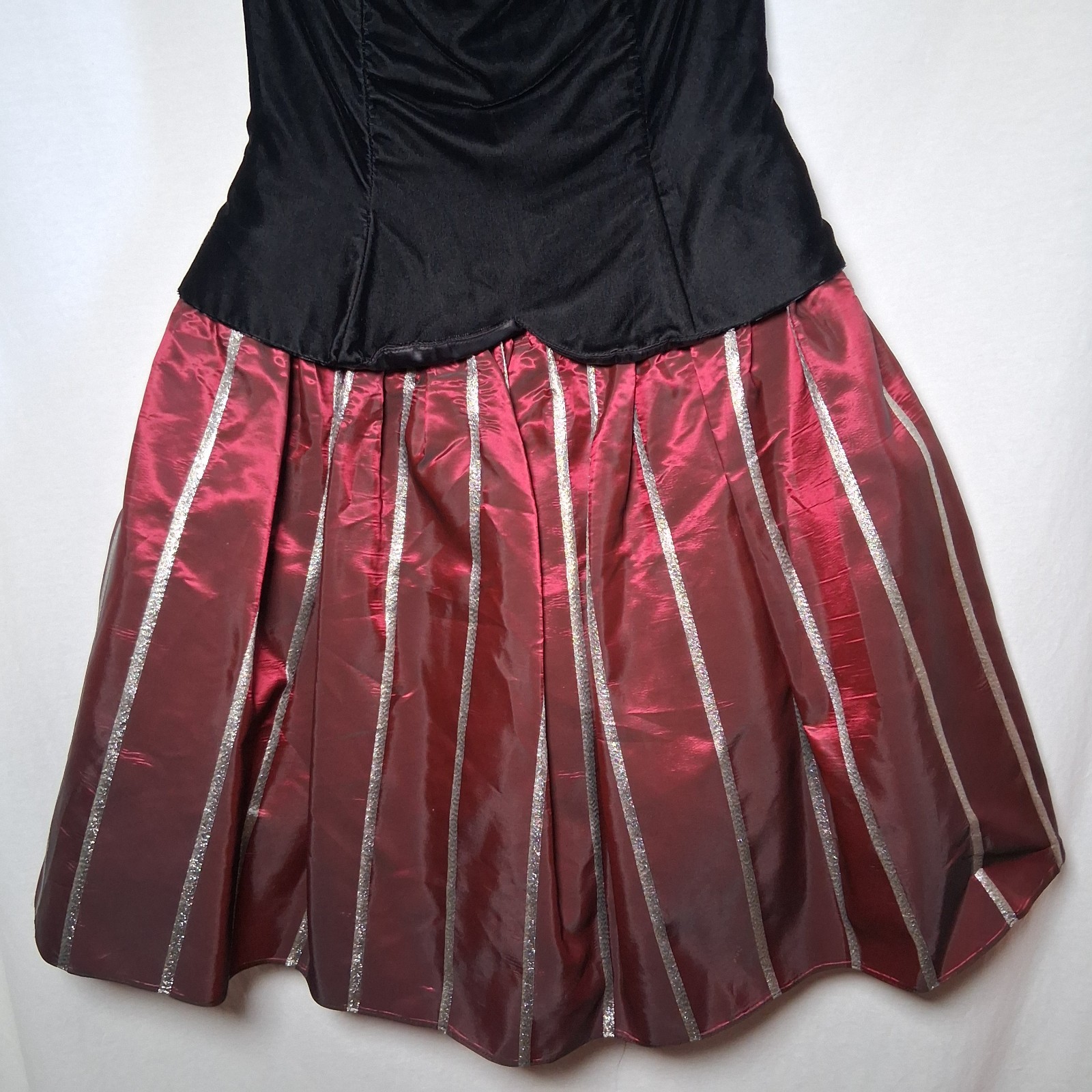 Vintage Jessica McClintock Gunne Sax Dress 13/14 Black Velvet Burgundy Gold Bow
