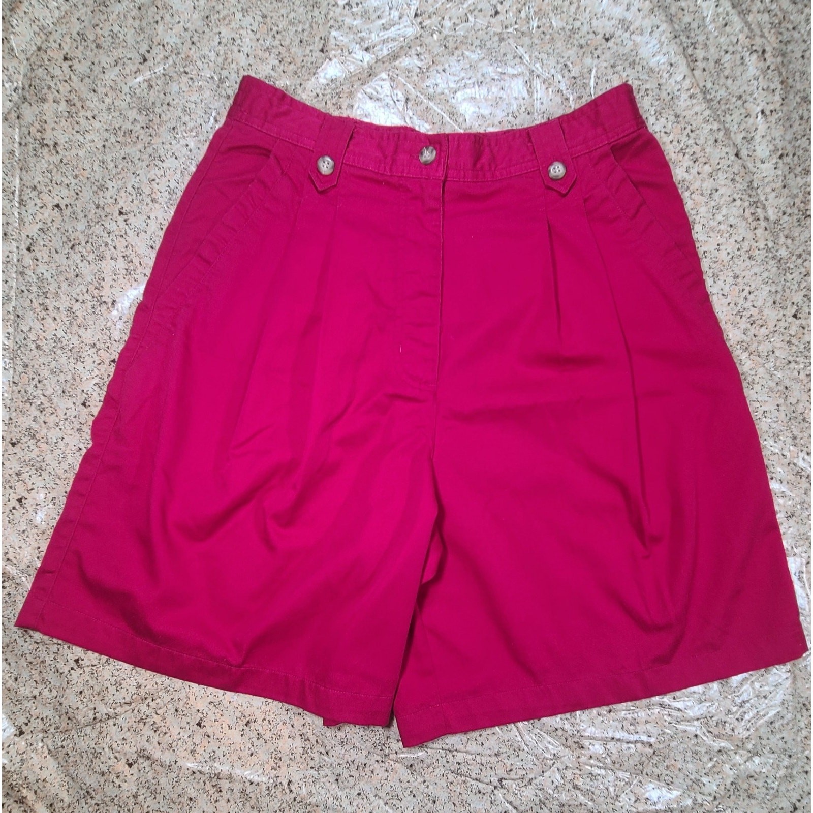 Vintage 90s Women’s 12 Fuscia Pleated Pockets Mom High Rise Shorts Belt Loops