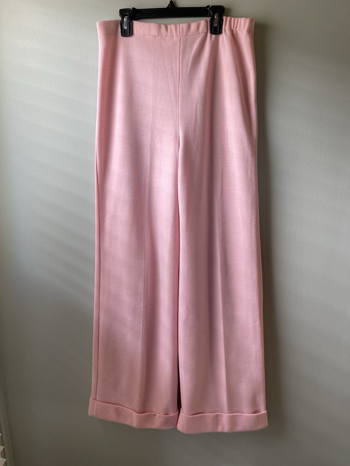 1970s or 80s The Kollection Pink Bell Bottom Comfy Casual Women’s 2pc. Suit