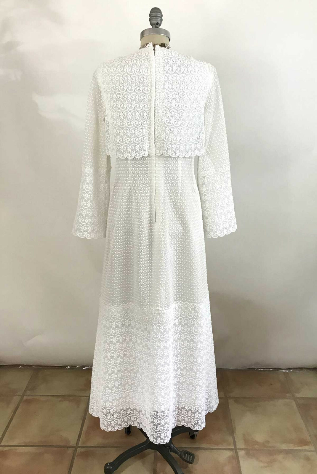 Vtg 70s CALDERON White Lace Wedding Dress Sheer Bell Sleeve Romantic Boho sz 6