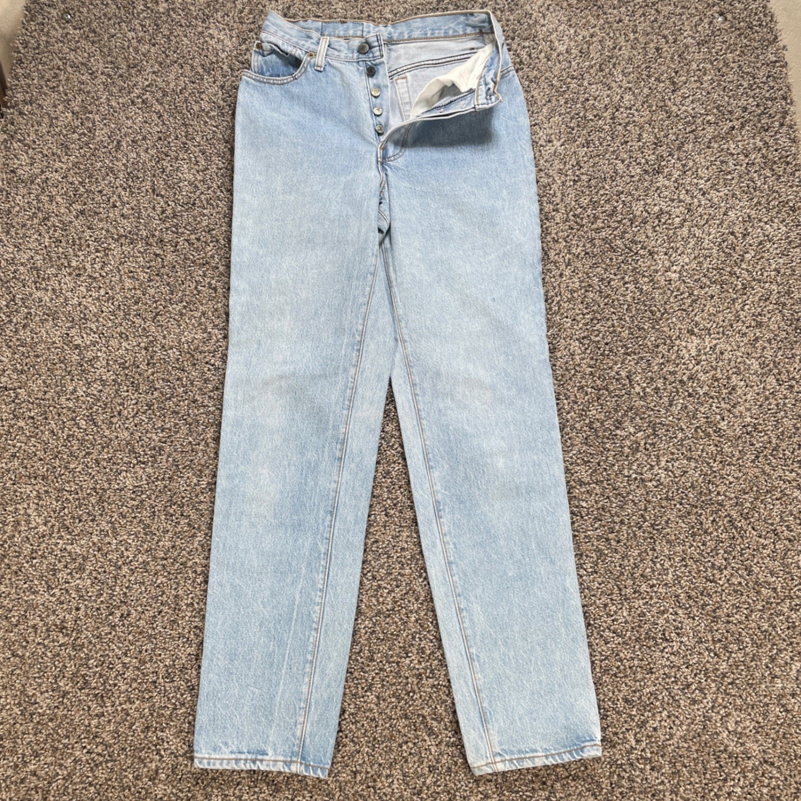 Vintage Levis Women’s 25×31 High Waisted Button Fly Jeans Light Wash USA Made