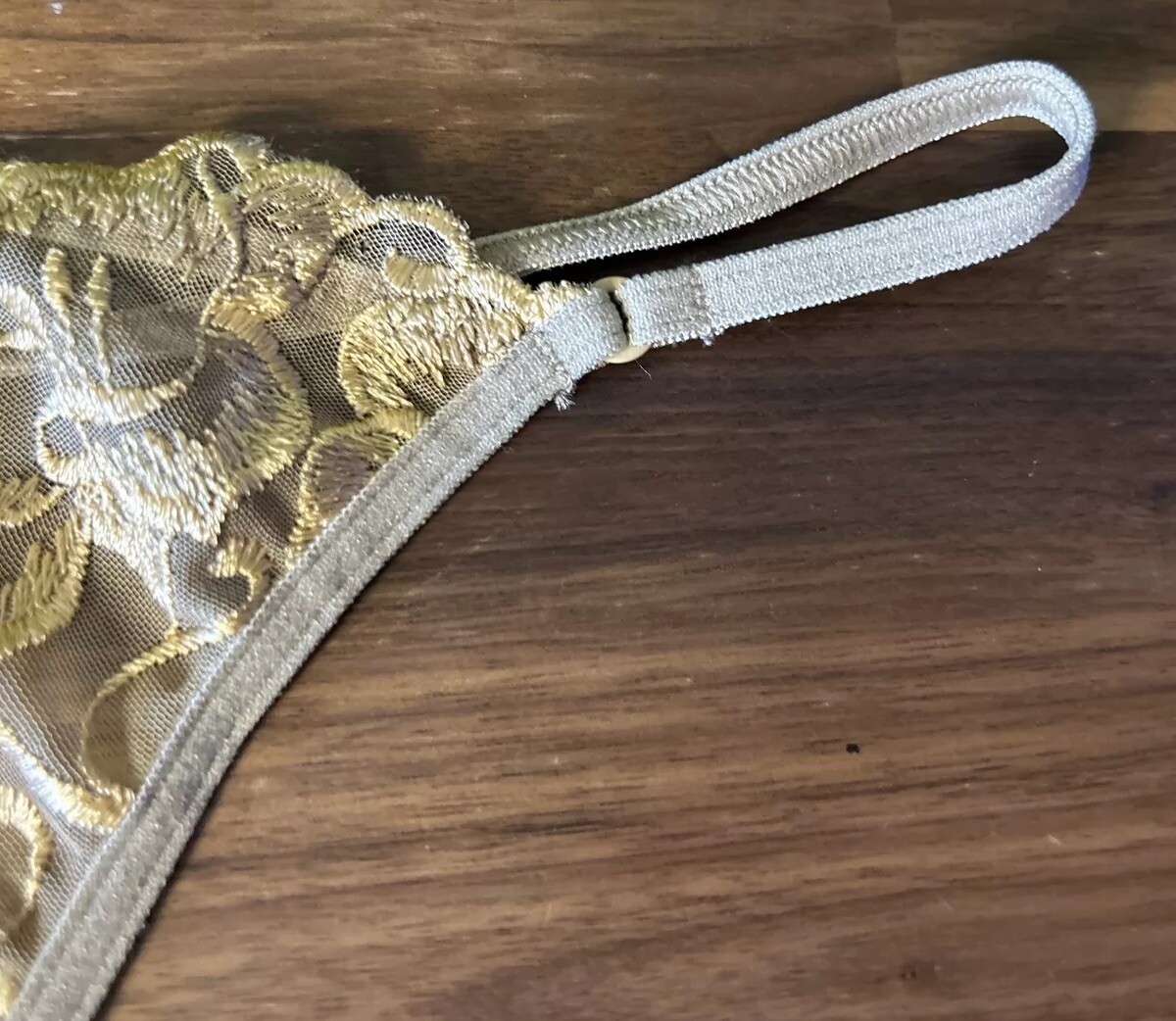 Victoria’s Secret Vintage Panties Size Large L 2003 Angel Gold Lace String Thong