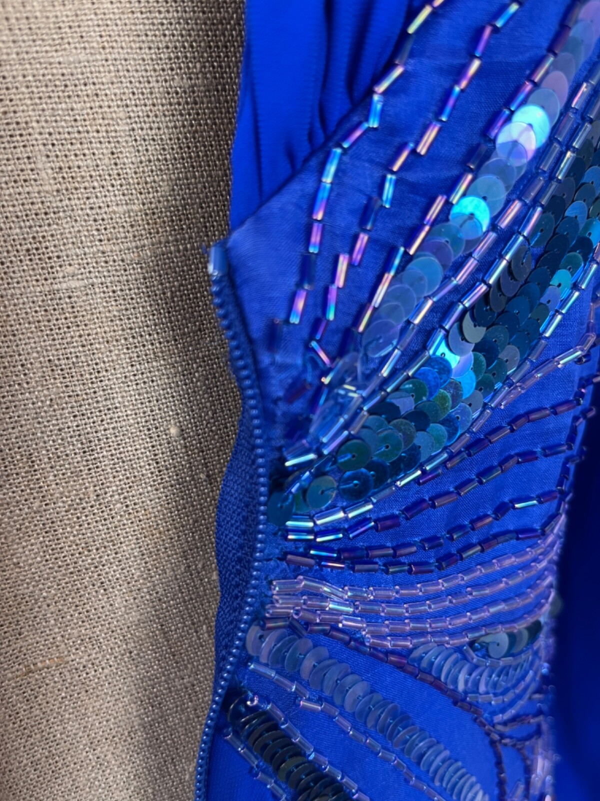 Casadei c1982 Blue Long Sleeve V Neck Beaded Waist Fit & Flair Midi Dress SZ 10