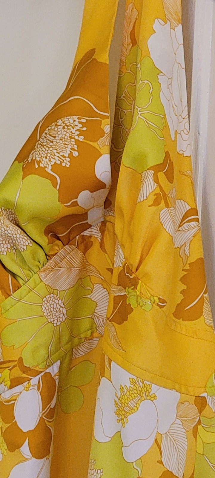 70s Vintage Sunny Yellow Summer Halter Dress With Open Back Ties & Zipper 🌼