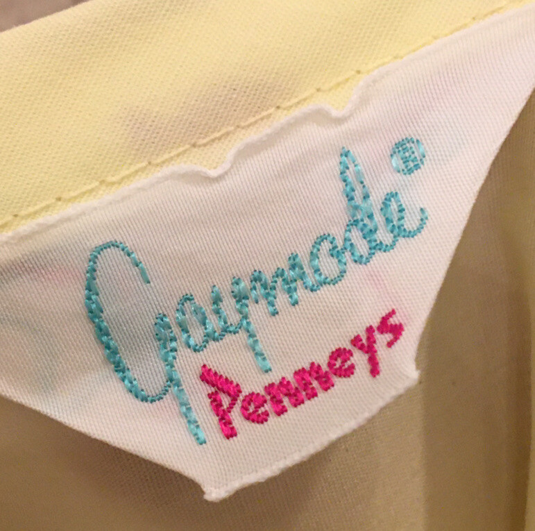 Gaymode Penneys Housecoat Yellow White Vintage *Small *SEE MEASUREMENTS