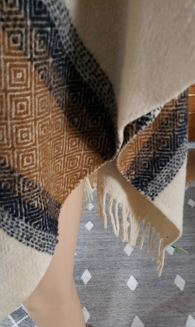 Vintage 60’s King of the Ponchos Country Place Wool Shawl Cape Hood Fringe