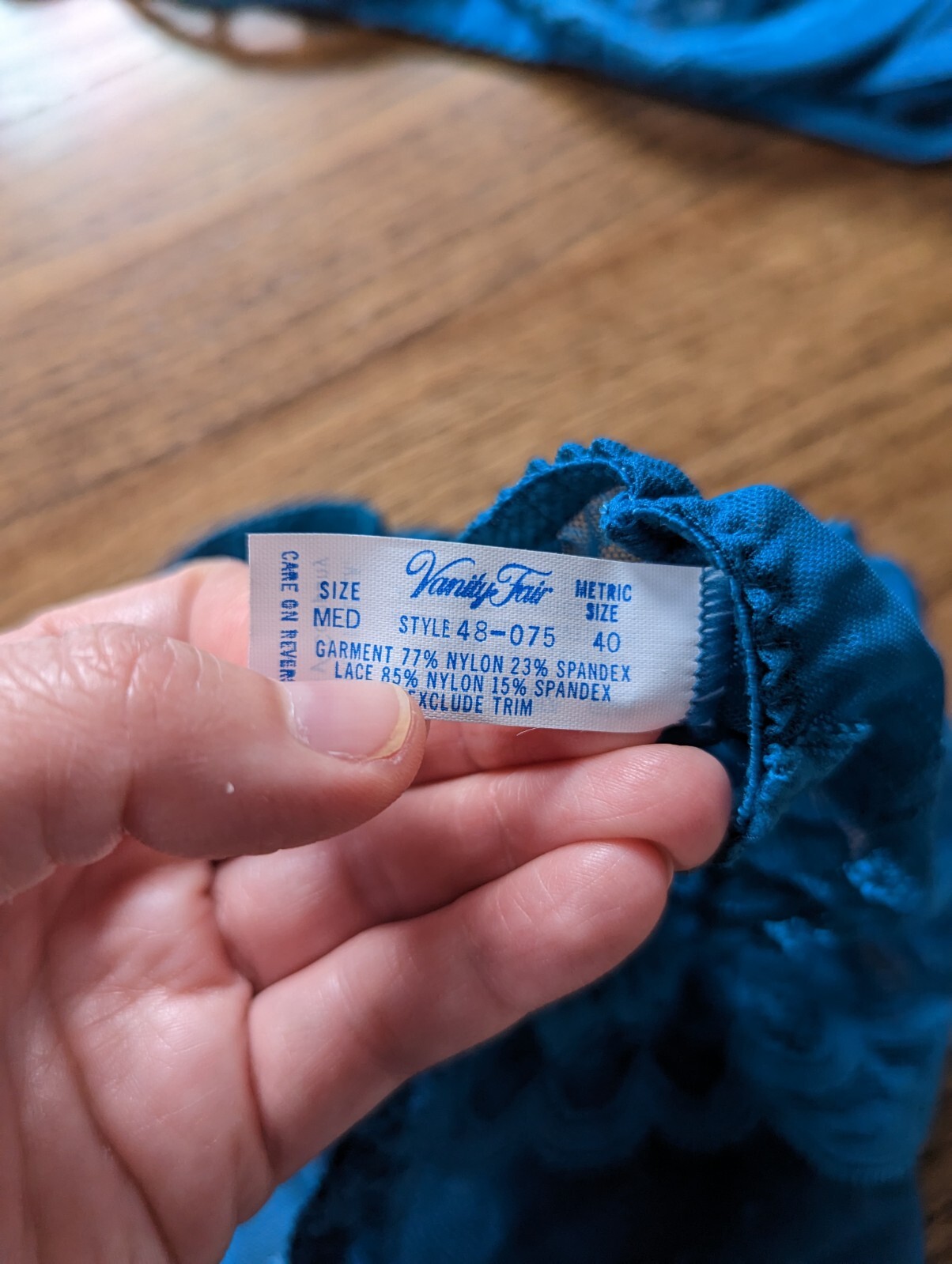 Vintage VANITY FAIR Nylon Bra 36C & MEDIUM Bikini Panties SET NWOT HTF RARE SEXY
