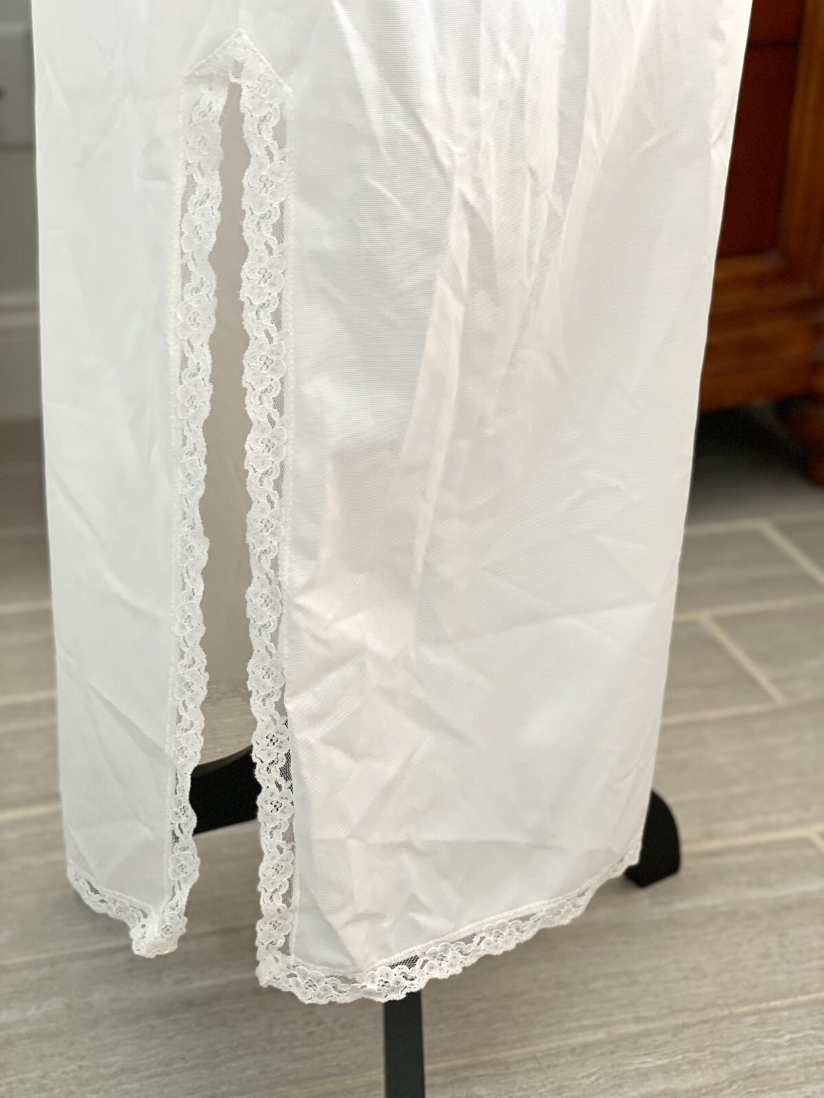 Vintage Wilmot Slip in Creamy White size Small, Vintage Long Slip, 60s Fashion