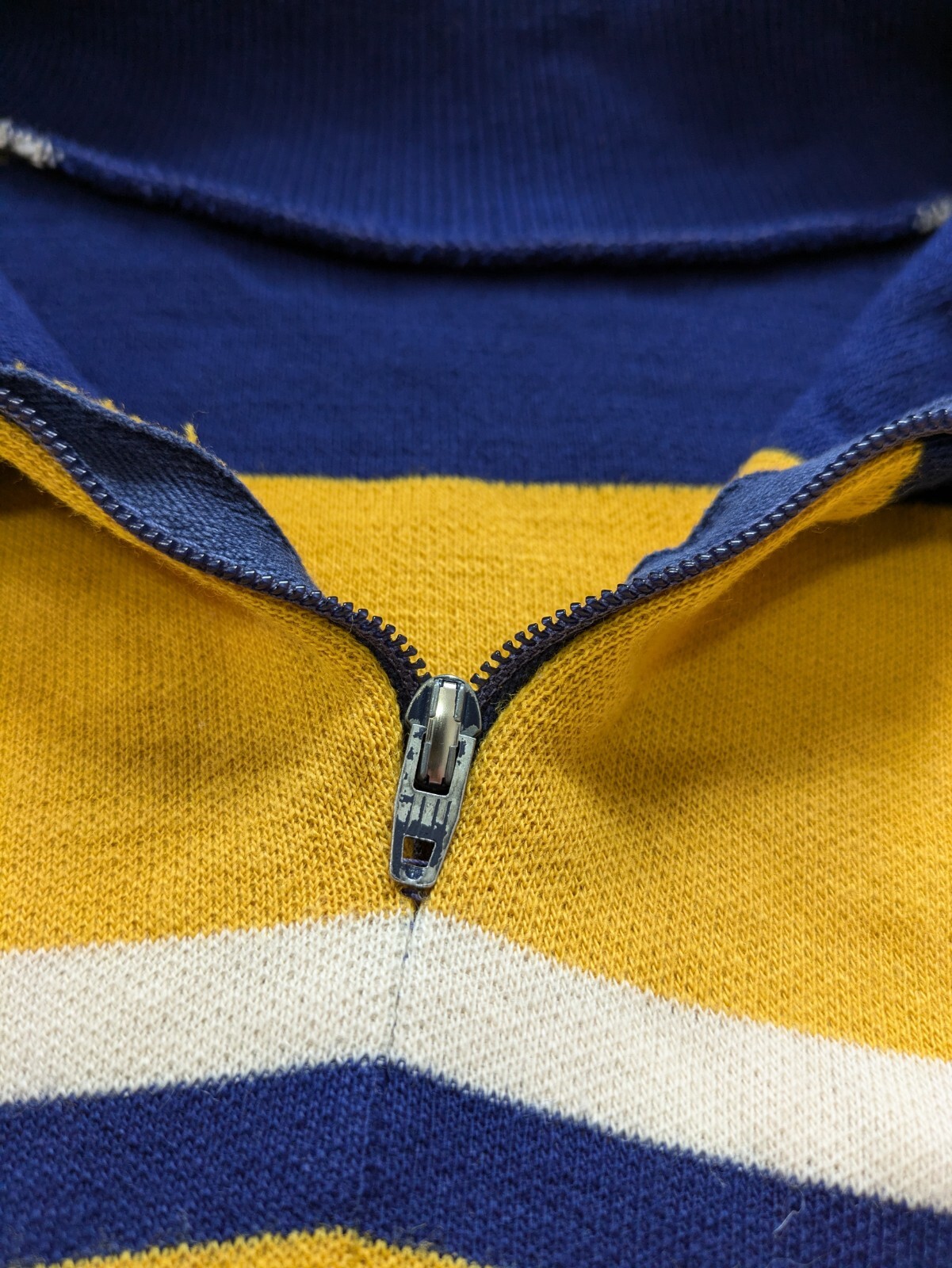 Vintage Mod Mock Neck Sleeveless Knit Layering Top Blue Yellow Stripes Large